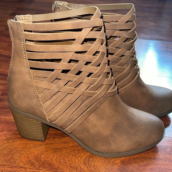 Womens Arizona Booties - Picture 7 of 11